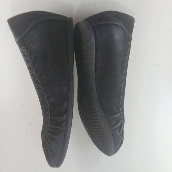 Beartraps Norma Round Toe Wedge Slip On Ballet Flats Women's 8.5 Black 1.5" Heel - Picture 6 of 9